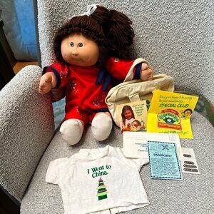 1985 China World Traveler Cabbage Patch Doll